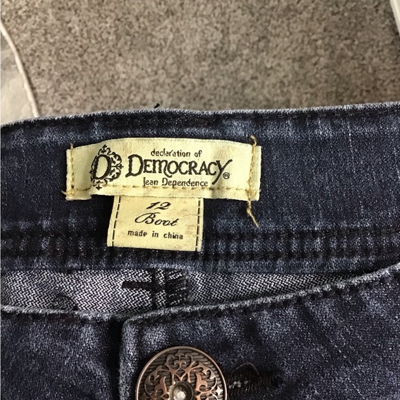 Democracy Women's Deep Indigo Flare Jeans - Picture 4 of 4